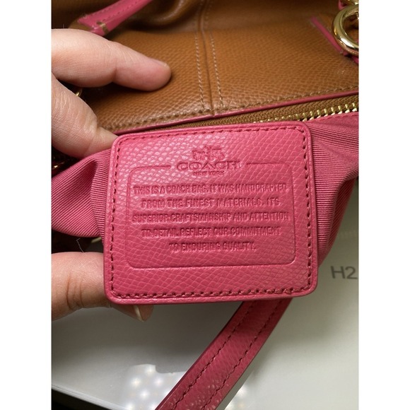 Coach Mini Christie Brown Pebble Leather Pink Trim Pink Lining Zip F37762 - Picture 15 of 16